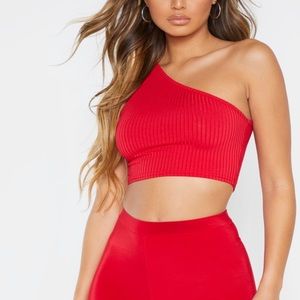RED ONE SHOULDER TOP